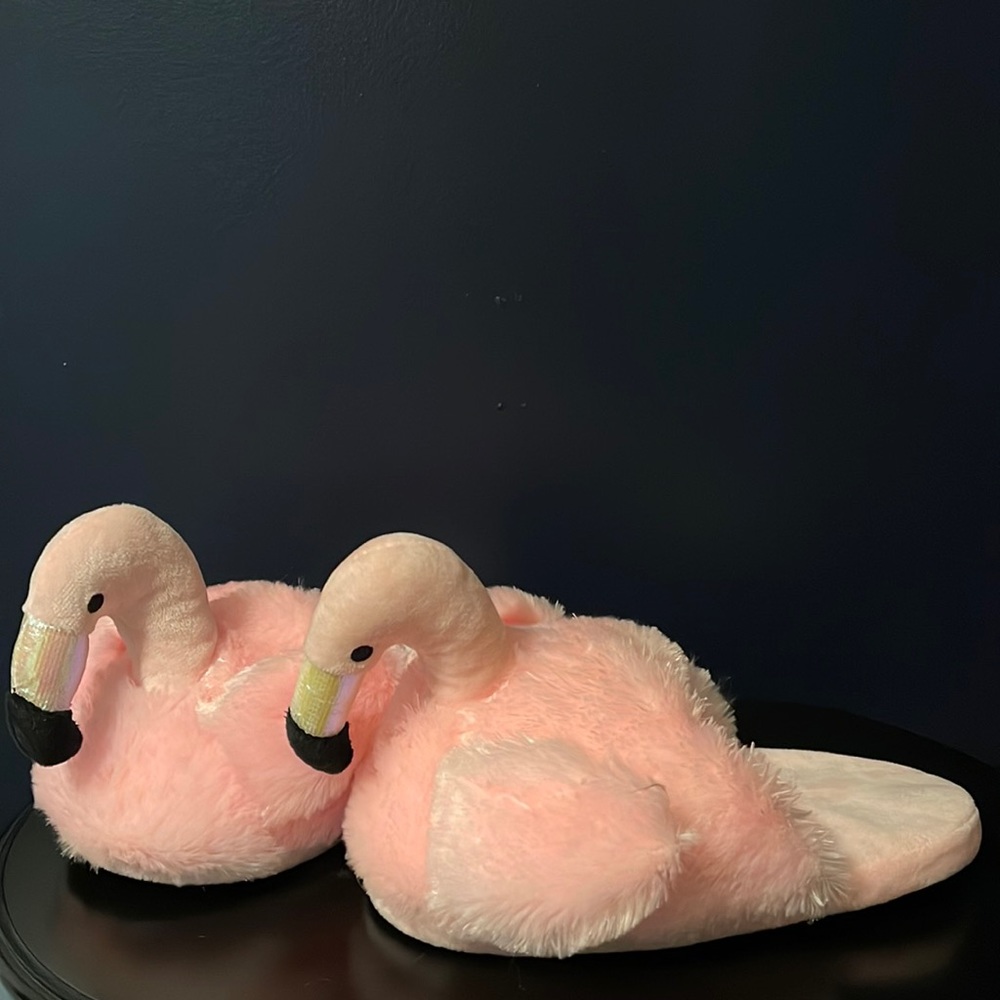 Flamingo Slippers, Size 8